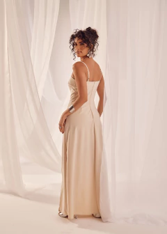 Vestido Longo Kenia Bege na internet