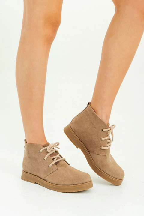 Botineta Mara Gamuza Topo - comprar online