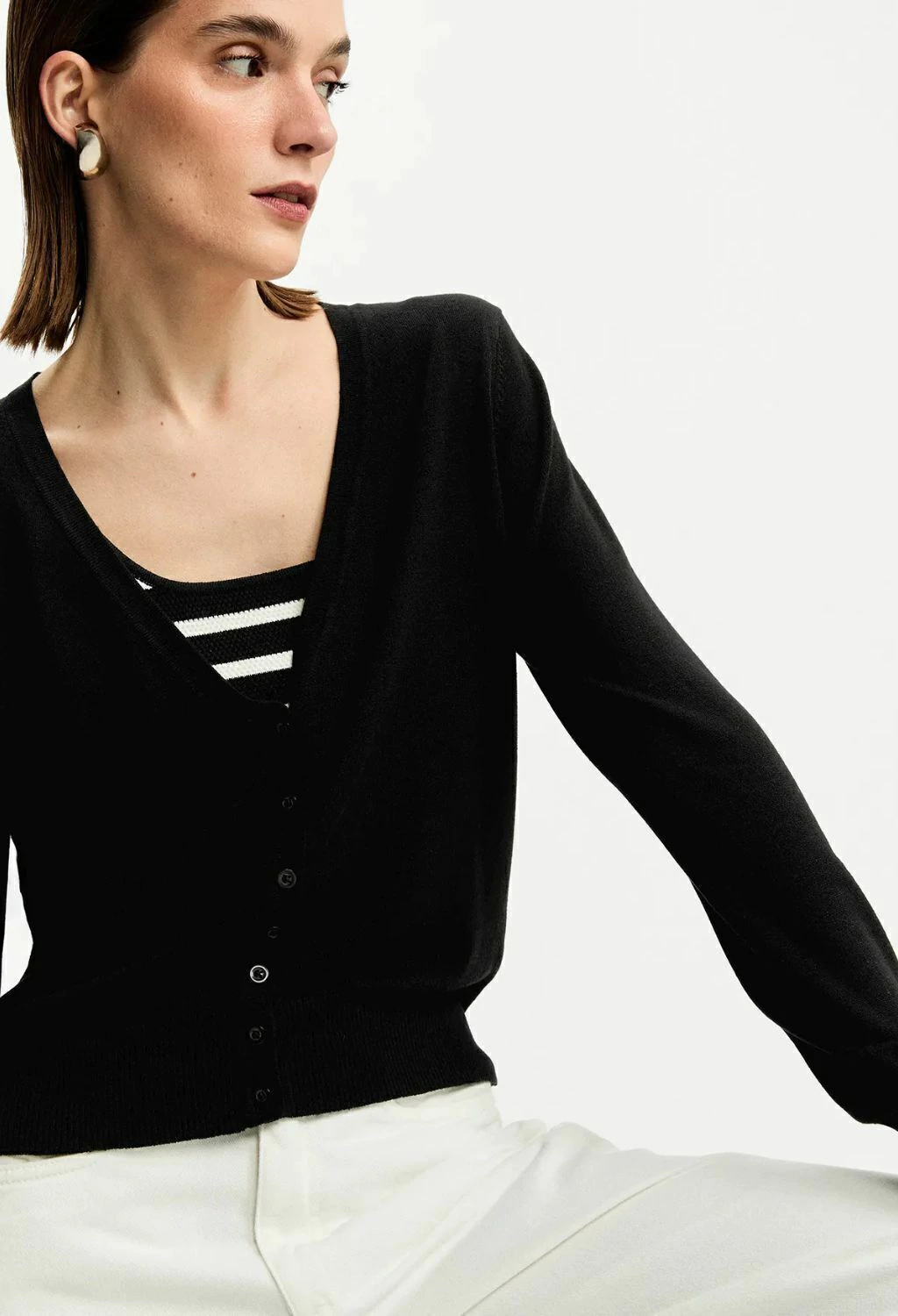 CARDIGAN TRICOT BASICO SHOULDER