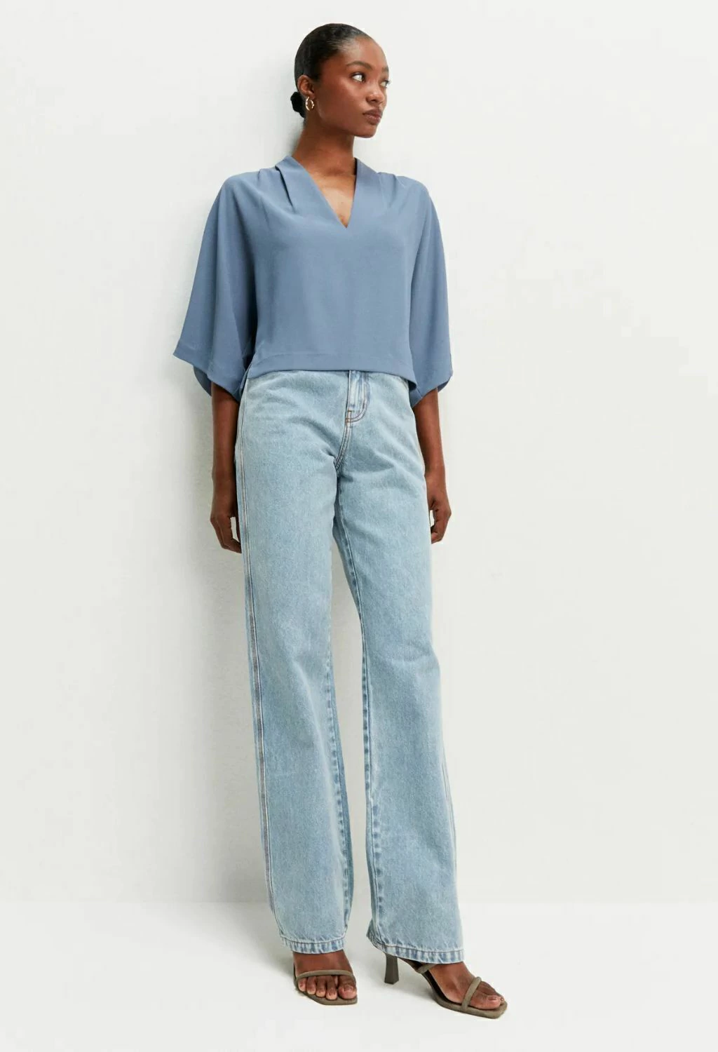 BLUSA AMPLA PREGAS SHOULDER