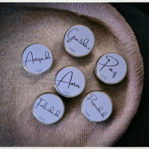 Conjunto Mini Velas - Desejos de Ano Novo - Latinha 15g (6 Unidades)