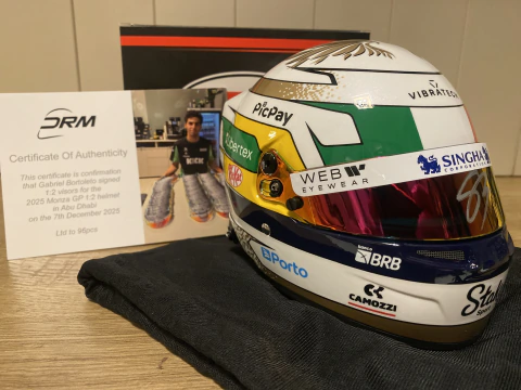 Capacete 1:2 - Gabriel Bortoleto 2025 GP Itália - Autografado