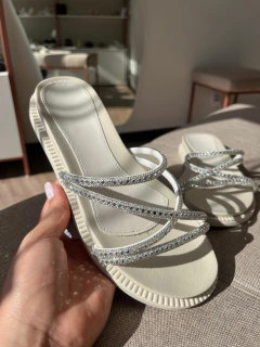 PAPETE BRANCA RAPHAELA