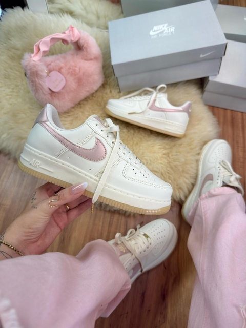 AIR FORCE- OFF/ ROSA CINTILANTE - comprar online