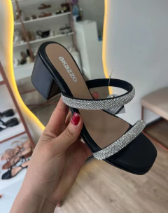 SALTO AKAZZO ALTO PRETO