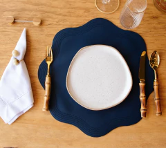 Jogo Americano Couro Minimal Azul Dupla Face Branco