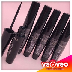 Delineador líquido negro RUBY ROSE - comprar online