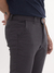 Calça Chino Slim Chumbo na internet