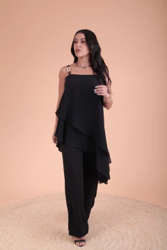 Blusa Tuane na internet
