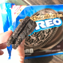 Oreo Dark Chocolate 482 gr Family Pack - comprar online