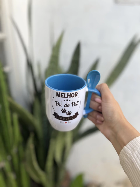 CANECA COM COLHER