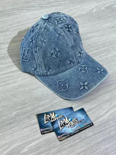 Boné Jeans Claro - Louis V.
