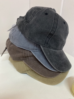 Gorra LU gastada
