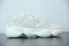 Adidas Yeezy 500 'Bone White' na internet