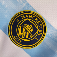 Camisa Manchester city 22/23 Modelo Comemorativo na internet