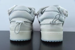 Adidas Forum x 84 Bad Bunny Buckle Low "White" na internet