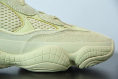 Imagem do Adidas Yeezy 500 'Moon Yellow'