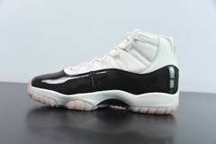 Nike Air Jordan 11 Retro 'Neapolitan' - loja online