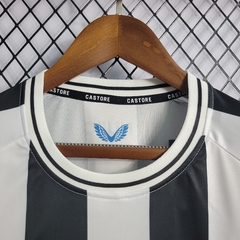 Imagem do Camisa New Castle Home 22/23 Modelo Torcedor