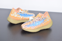 Adidas Yeezy Boost 380 'Blue Oat' na internet