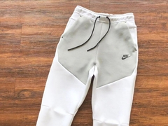 Nike Tech Fleece "Grey" - comprar online