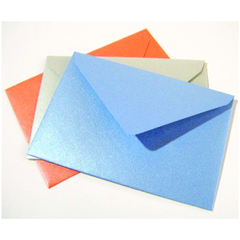 100 sobres 11.4x16.2 varios colores perlados