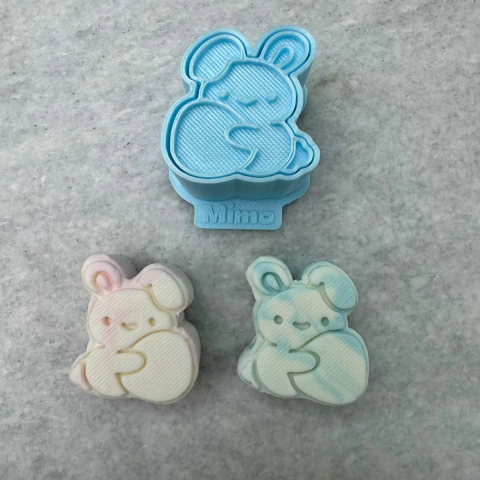 Modelador Ejetor Coelho com Ovo de Páscoa para Brigadeiro, Doce, Massa e Biscoito - comprar online