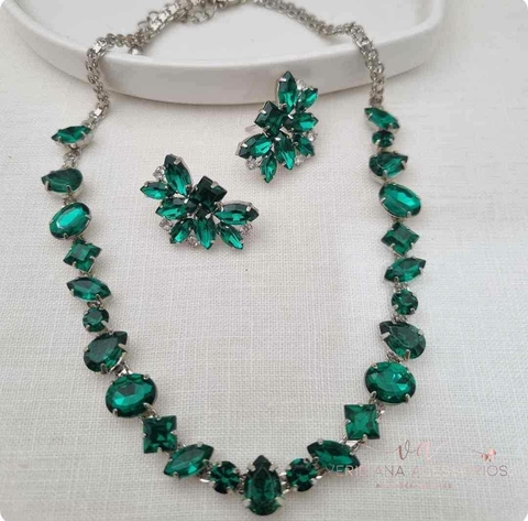 Conjunto de Colar e Brincos em Banho Prata com Pedras de Zircônia e Resina CJ264