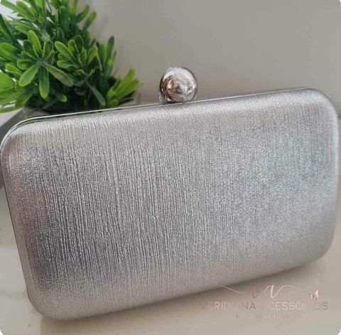 Clutch Metalizada com Acabamentos em Banho Prata Ct031
