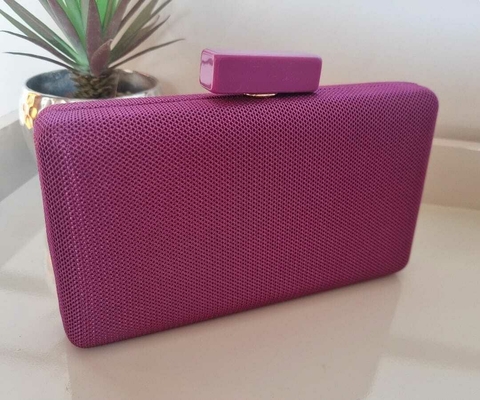 Clutch em Tecido Texturizado Cor Uva Ct037