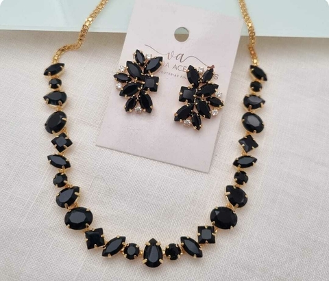 Conjunto de Colar e Brincos em Banho Dourado Gold com Pedras de Zircônia e Resina CJ277