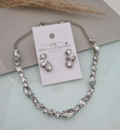 Conjunto de Colar e Brincos em Banho Prata CL045 - comprar online
