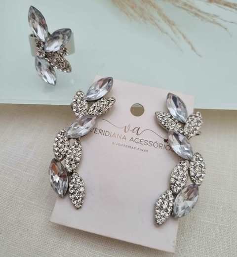 Conjunto de Brincos e Anel em Banho Prata( Modelo de Brinco Earcuff) CJ339