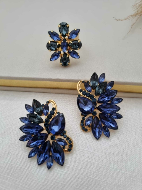 Conjunto de Brincos e Anel em Banho Dourado Cj 500