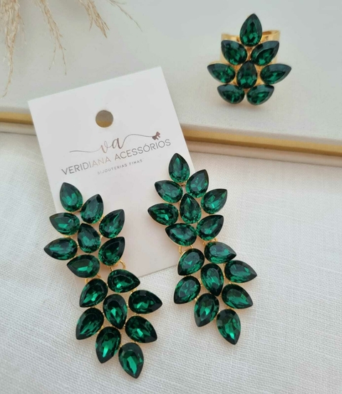 Conjunto de Brincos e Anel em Banho Dourado Cj 520