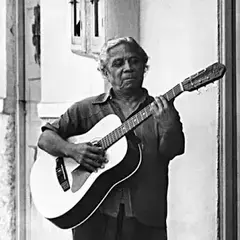 NELSON CAVAQUINHO: MEU NOME É MANGUEIRA - comprar online