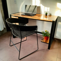 Imagen de ESCRITORIO GUAYUBIRA 1.20CM X 0.50CM (TRABAJOS PERSONALIZADOS)