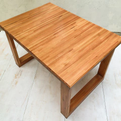MESA EUCALIPTO 1,20 X 0,85 PATAS CUADRADAS. EN STOCK - comprar online