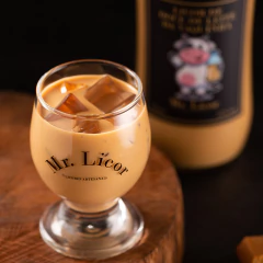 Kit 2 garrafas Licor de Doce de Leite da Vaquinha - 750ml - comprar online