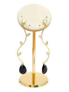 Brinco gota preta longo ondulado folheado a ouro. - comprar online