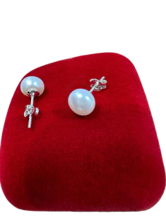 Brinco de pérola Shell achatada prata 925.