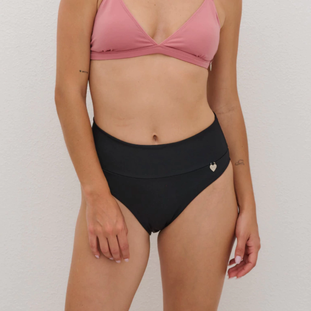 Art. 4114/14114 - Kiero - Tiro corto cavado cintura doble de tricot "Linea Lily"