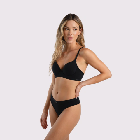Art. 1541 - Andressa - Conjunto soutien soft con base y colaless tiro alto