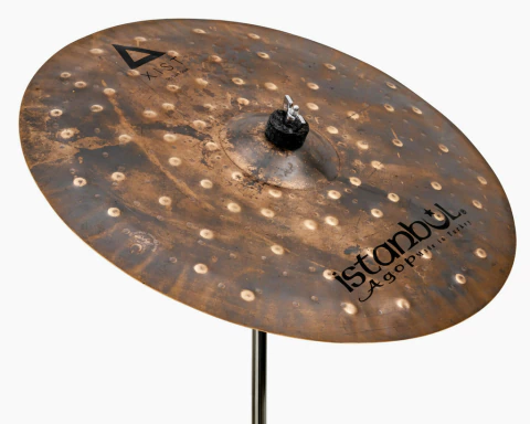 PRATO ISTANBUL AGOP XIST DRY DARK CRASH 22" POLEGADAS