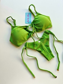 CONJUNTO VICKY VERDE CANELADO - comprar online