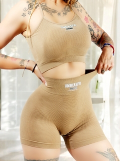 Conjunto Deportivo/Casual Mujer: Short y Blusa Stretch, Comodidad y Estilo