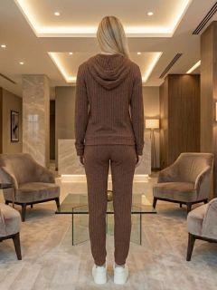 Conjunto de dos piezas para mujer, Jogger con Sudadera y Pants Acanalados. Conjunto de pants de mujer. en internet