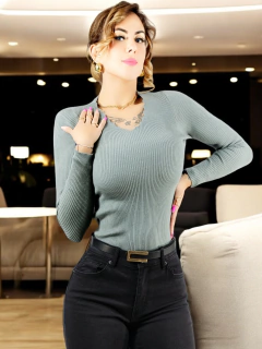 Sueter Cuello V De Mujer Sueteres De Punto Acanalado Dama Sweaters en internet