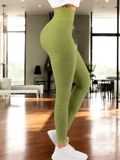 Imagen de LEGGIN DE MUJER TEXTURIZADO PUSH UP