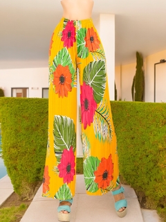 Pantalones de pierna ancha stretch con estampado y diseño plisado en internet